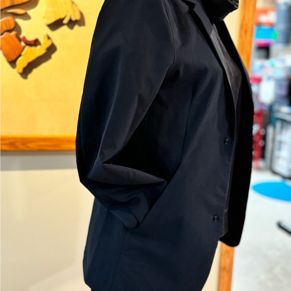 New venture button front blazer xs, excellent condition no tags, never worn - Picture 5 of 9